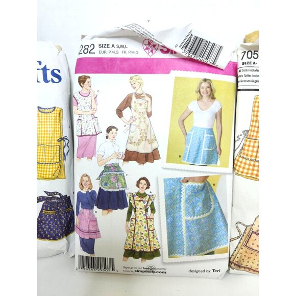 3 VINTAGE APRON PATTERNS USED - Picture 3 of 4